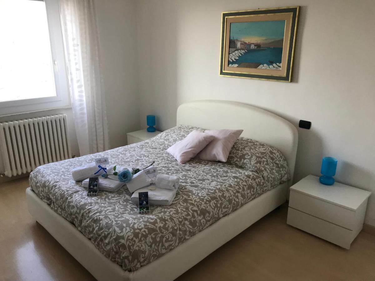 B&B Il Poeta Sul Mare Анкона Экстерьер фото